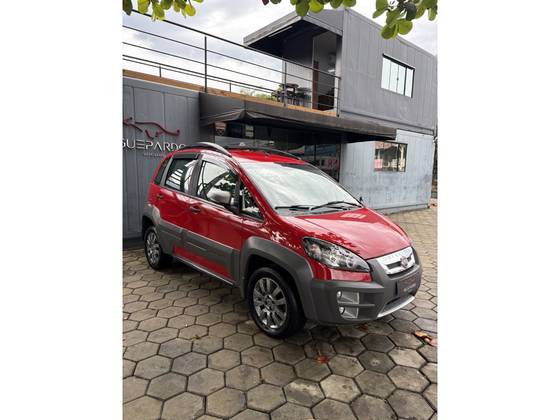 FIAT IDEA 1.8 MPI ADVENTURE 16V FLEX 4P MANUAL FIAT IDEA 1.8 MPI ADVENTURE 16V FLEX 4P MANUAL